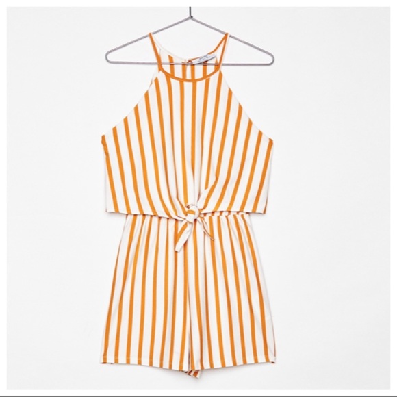 🌹NWT. Bershka Short Halter Neck Jumpsuit. Size S. - Picture 2 of 8